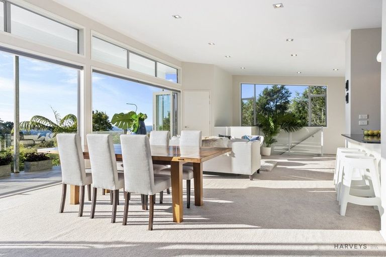 Photo of property in 188 Scenic Drive, Titirangi, Auckland, 0604