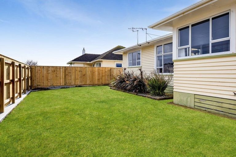Photo of property in 112 Waihi Road, Hawera, 4610