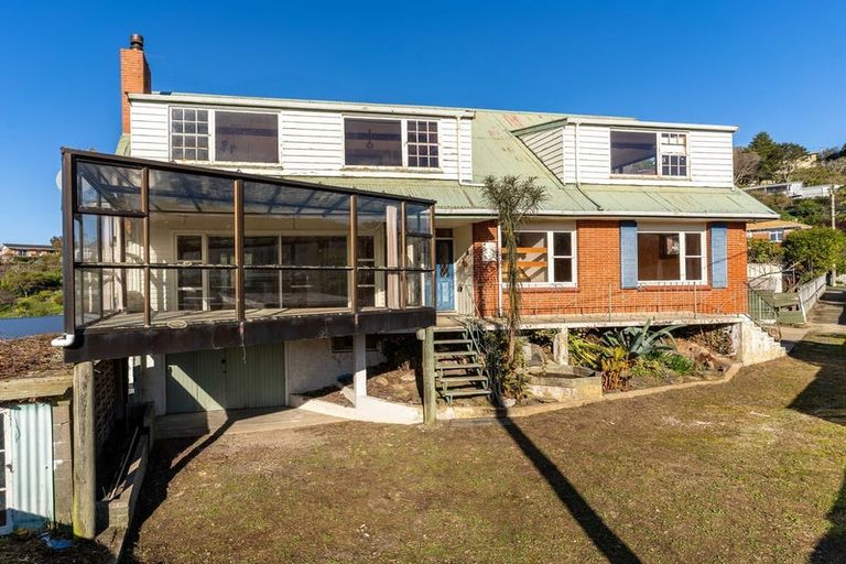Photo of property in 17a Shandon Street, Roseneath, Port Chalmers, 9023