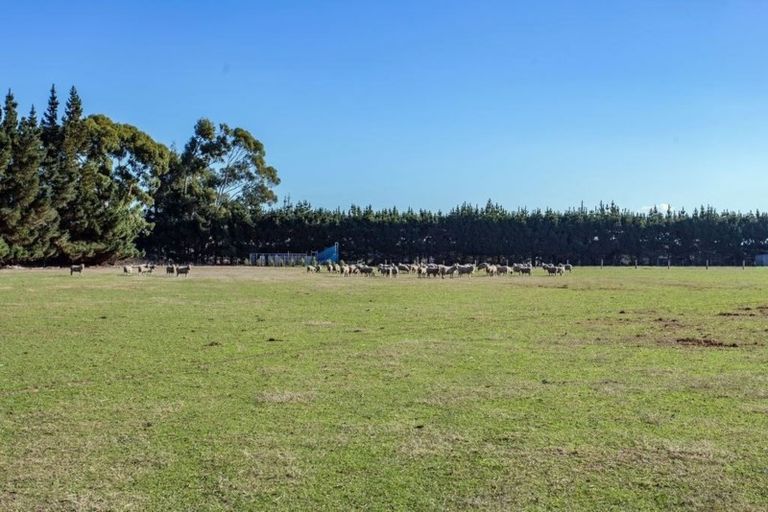 Photo of property in 1 Swannanoa Road, Swannanoa, Rangiora, 7475