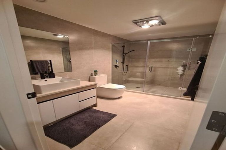 Photo of property in 111 Waekahu Road, Westgate, 0814