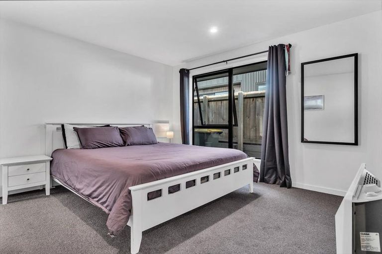 Photo of property in 215 Aubrey Road, Wanaka, 9305