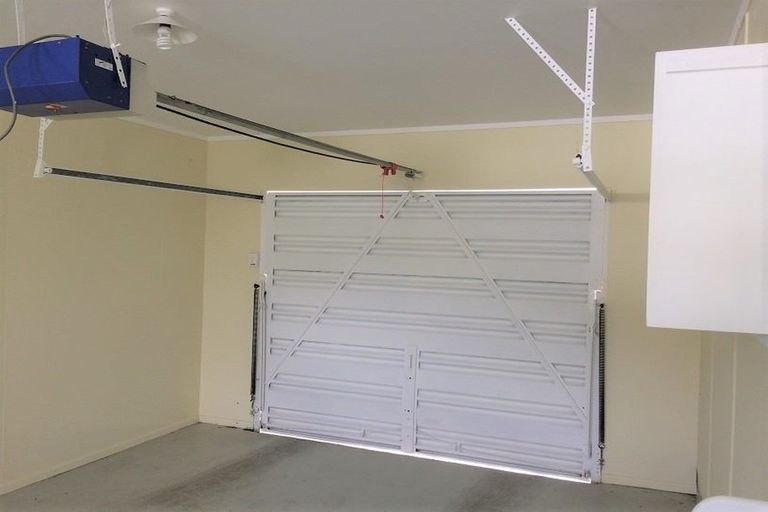 Photo of property in 34 Marlborough Street, Levin, 5510