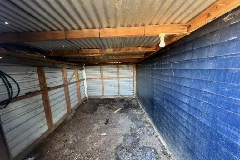Photo of property in 14 Okiwa Terrace, Waiinu Beach, Whanganui, 4588