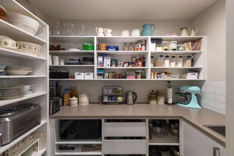 Photo of property in 16 Edgewood Place, Wanaka, 9305