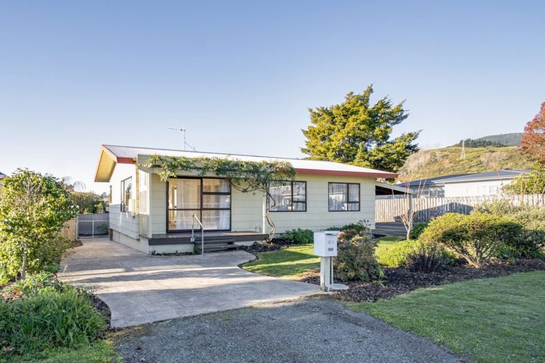 Photo of property in 1/25 Manson Avenue, Stoke, Nelson, 7011