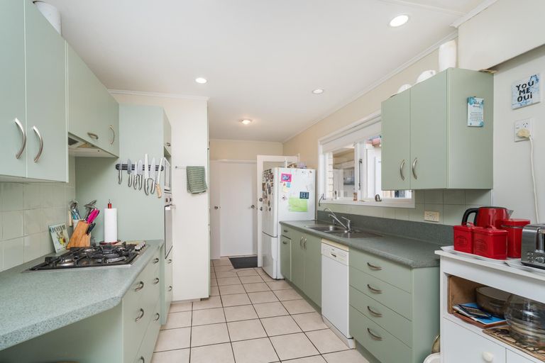 Photo of property in 26 Cargill Avenue, Feilding, 4702