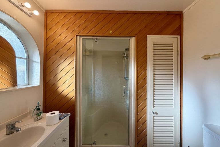 Photo of property in 34 Hythe Terrace, Mairangi Bay, Auckland, 0630