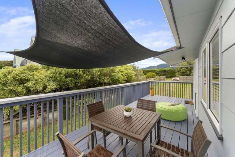 Photo of property in 50 Paetawa Road, Peka Peka, Waikanae, 5391