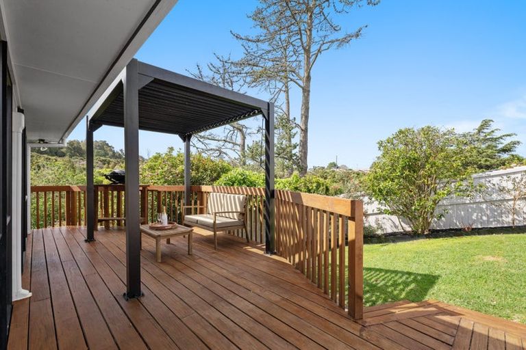 Photo of property in 1/9a Kitewao Street, Northcote, Auckland, 0627