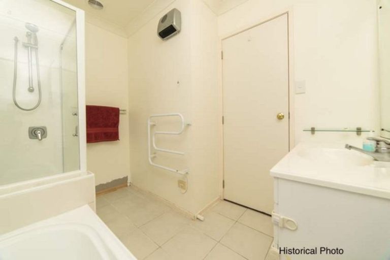 Photo of property in 5c Landon Place, Pukekohe, 2120