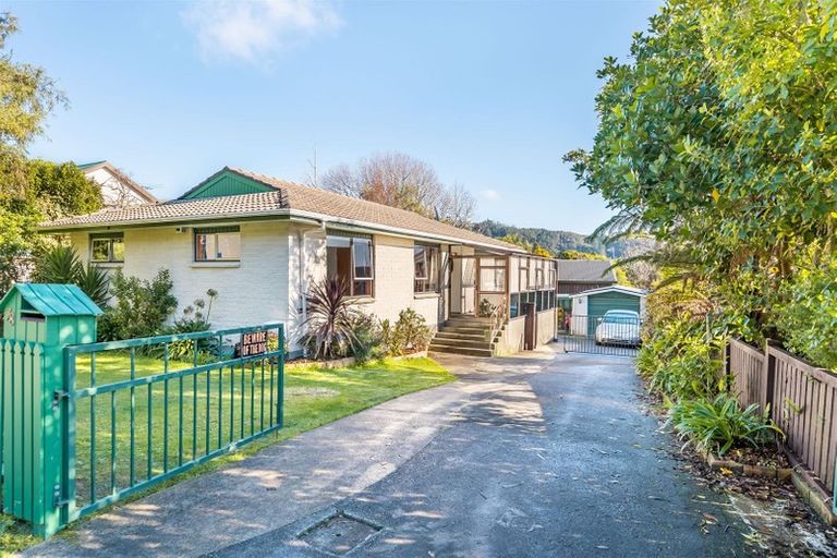 Photo of property in 78 Kairimu Street, Stokes Valley, Lower Hutt, 5019