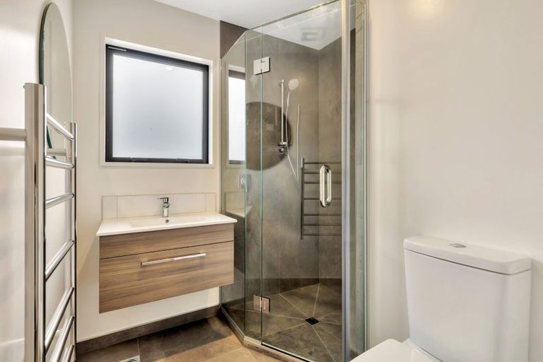 Photo of property in 4/12 Edward Avenue, Edgeware, Christchurch, 8013