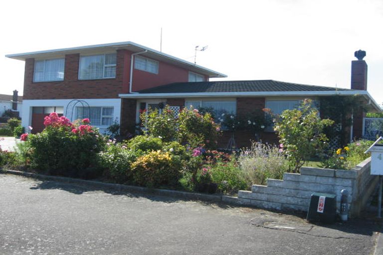 Photo of property in 2 Grey Street, Feilding, 4702