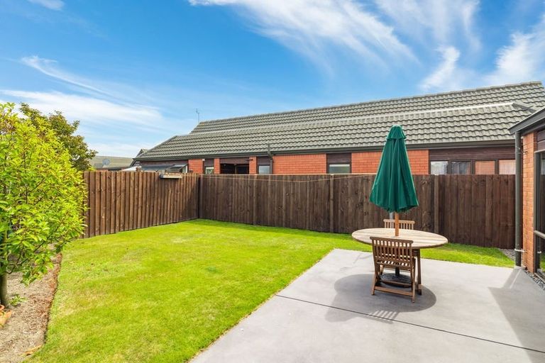 Photo of property in 14/415 Mairehau Road, Parklands, Christchurch, 8083