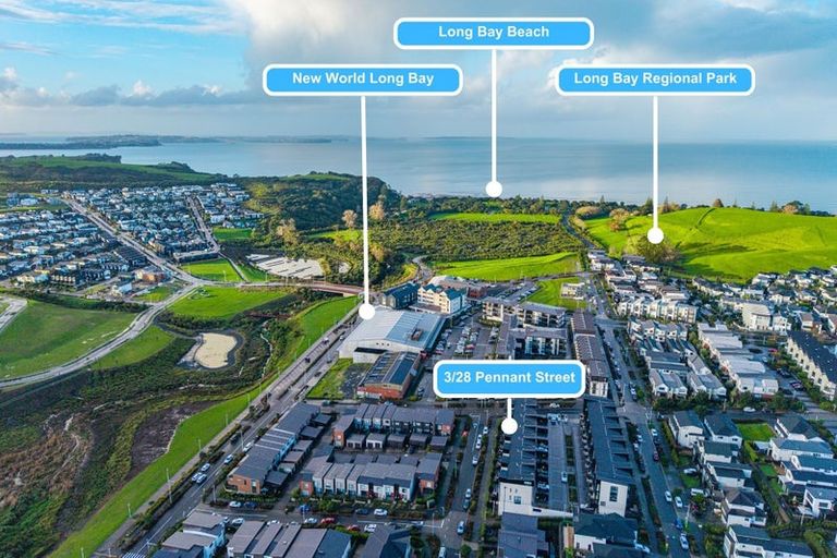 Photo of property in 10/19 Windlass Street, Long Bay, Auckland, 0630