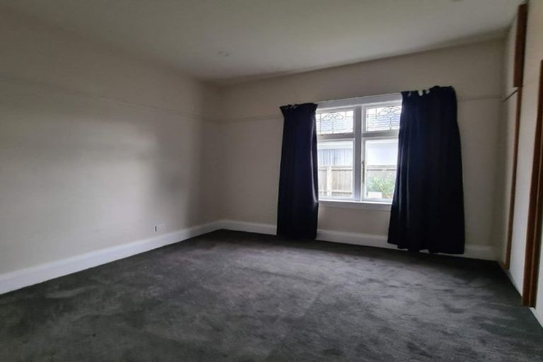 Photo of property in 33 Tower Street, Hornby, Christchurch, 8042