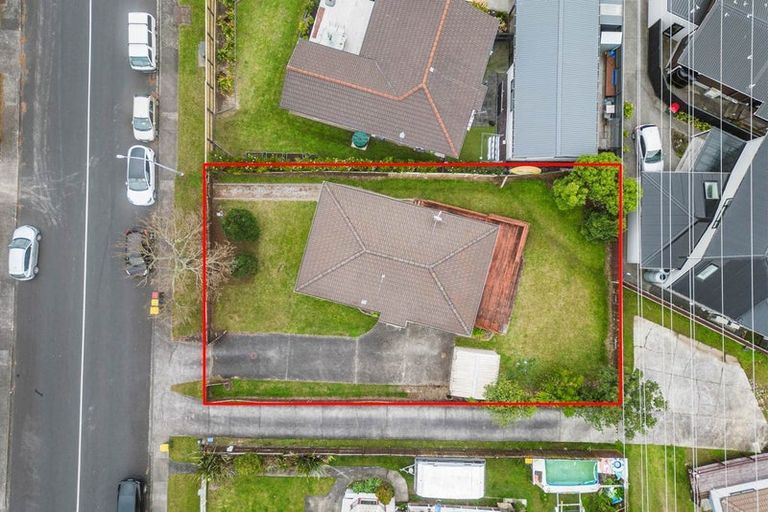 Photo of property in 41 Meadowood Drive, Unsworth Heights, Auckland, 0632