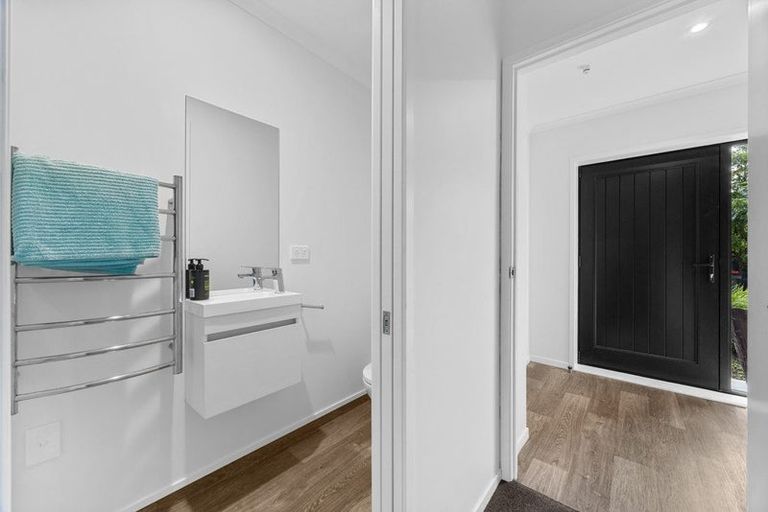 Photo of property in 500c Te Atatu Road, Te Atatu Peninsula, Auckland, 0610