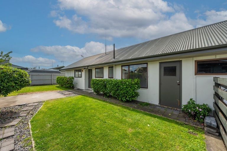 Photo of property in 51 Spriggs Crescent, Greenmeadows, Napier, 4112