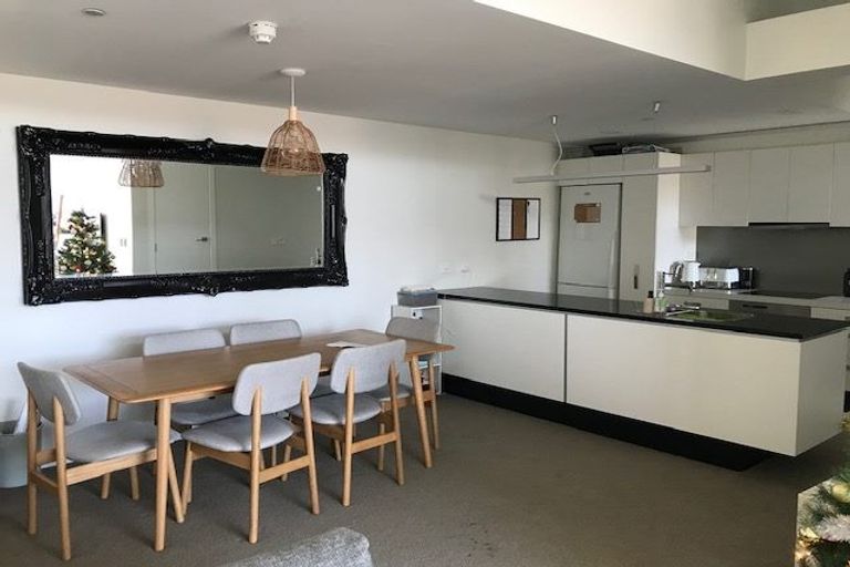 Photo of property in Bellagio Apartments, 11e/39 Taranaki Street, Te Aro, Wellington, 6011