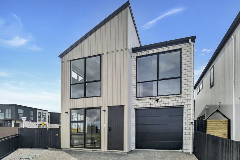 Photo of property in 97 Limestone Drive, Hobsonville, Auckland, 0616