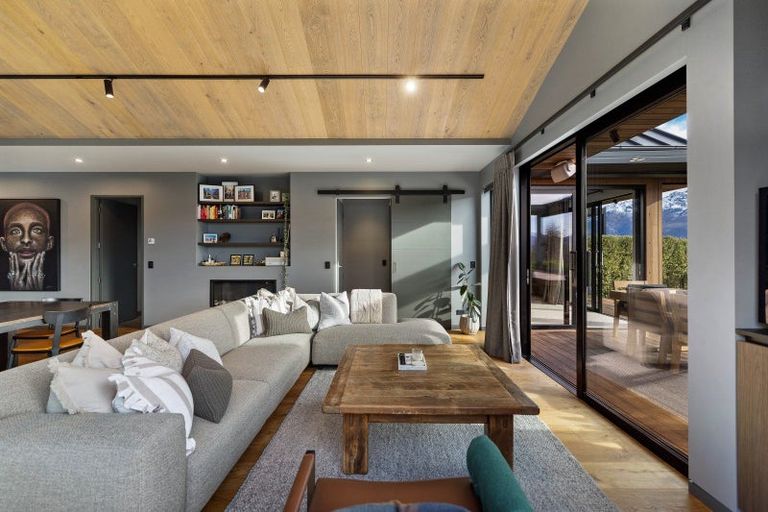 Photo of property in 11b Double Cone Road, Jacks Point, Queenstown, 9371