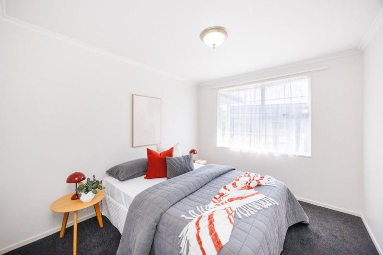 Photo of property in 8 Paradise Place, Milson, Palmerston North, 4414