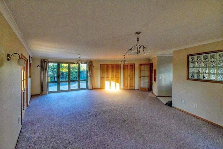 Photo of property in 9 Epsom Drive, Rangiora, 7400