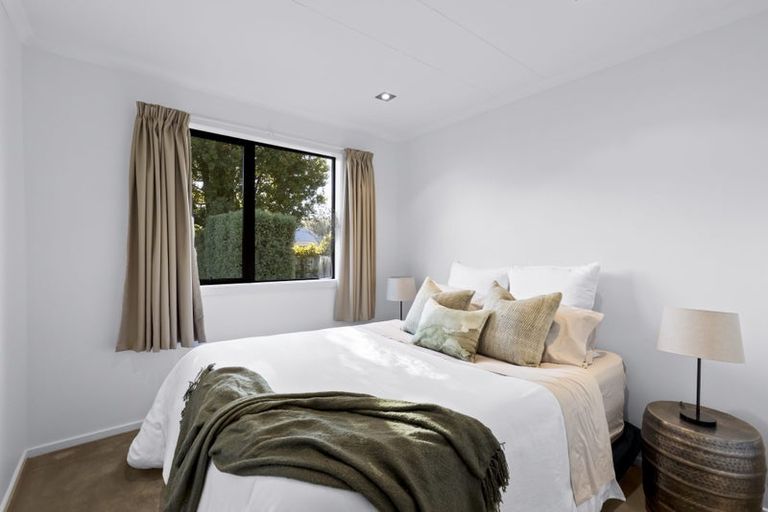 Photo of property in 65 Oregon Drive, Kelvin Heights, Queenstown, 9300