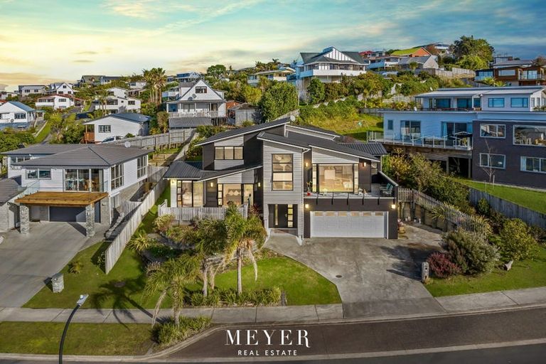 Photo of property in 9 Ariel Place, Snells Beach, 0920