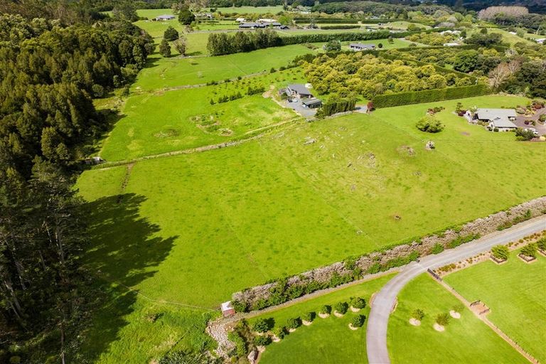 Photo of property in 41 Kiriglen Lane, Glenbervie, 0173