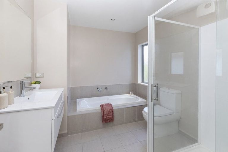 Photo of property in 5/5 Yew Tree Lane, Hillmorton, Christchurch, 8024