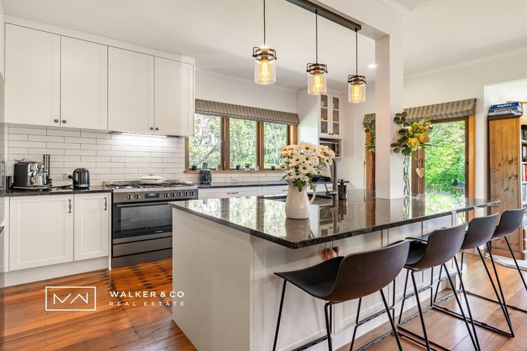 Photo of property in 41 Whitemans Road, Silverstream, Upper Hutt, 5019