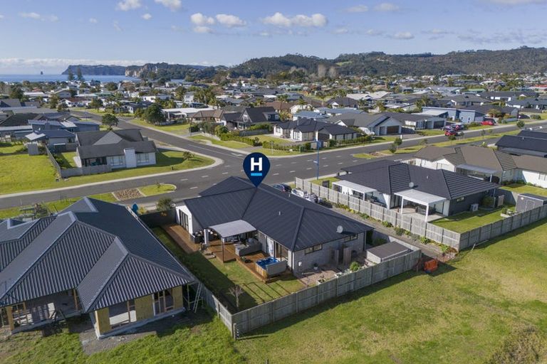 Photo of property in 155 Kupe Drive, Whitianga, 3510