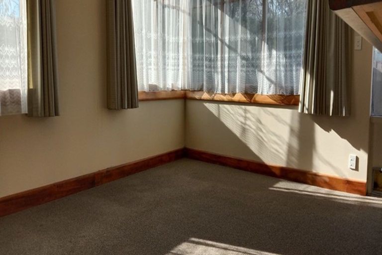 Photo of property in 44 Nortons Road, Avonhead, Christchurch, 8042