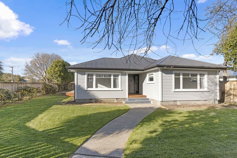 Photo of property in 8 Jameson Avenue, St Albans, Christchurch, 8052