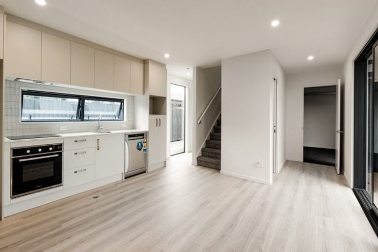 Photo of property in 3/25 Allard Street, Edgeware, Christchurch, 8013