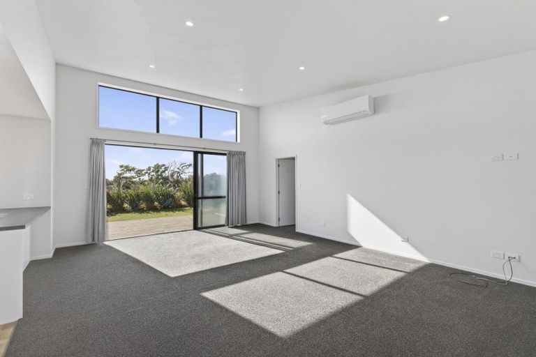 Photo of property in 387 Tipoka Road, Rahotu, Opunake, 4685