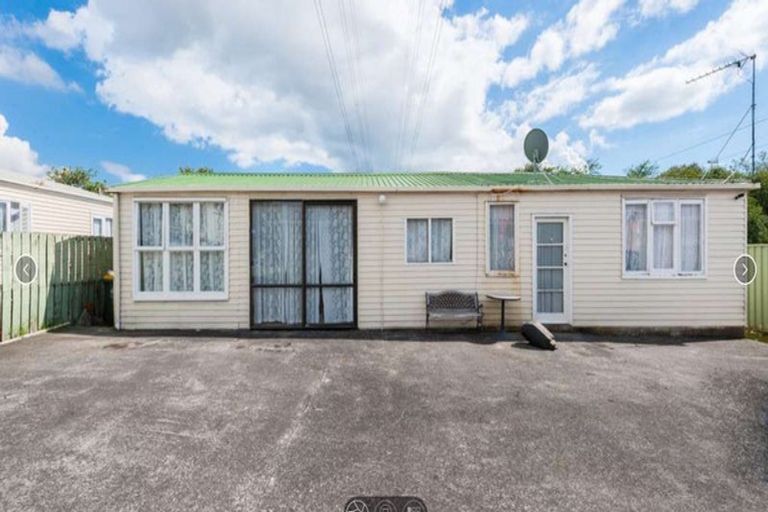 Photo of property in 10 Gilbert Road, Otara, Auckland, 2023