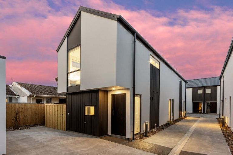 Photo of property in 3/51 Laurence Street, Waltham, Christchurch, 8011