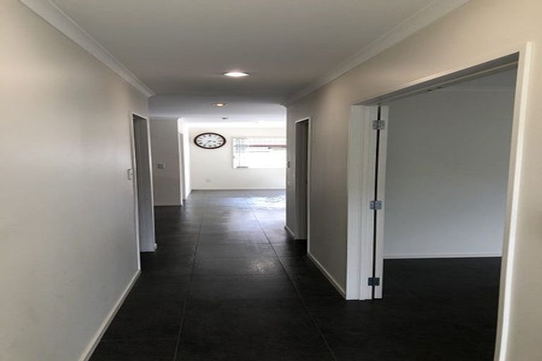 Photo of property in 8 Mandival Avenue, Flat Bush, Auckland, 2019