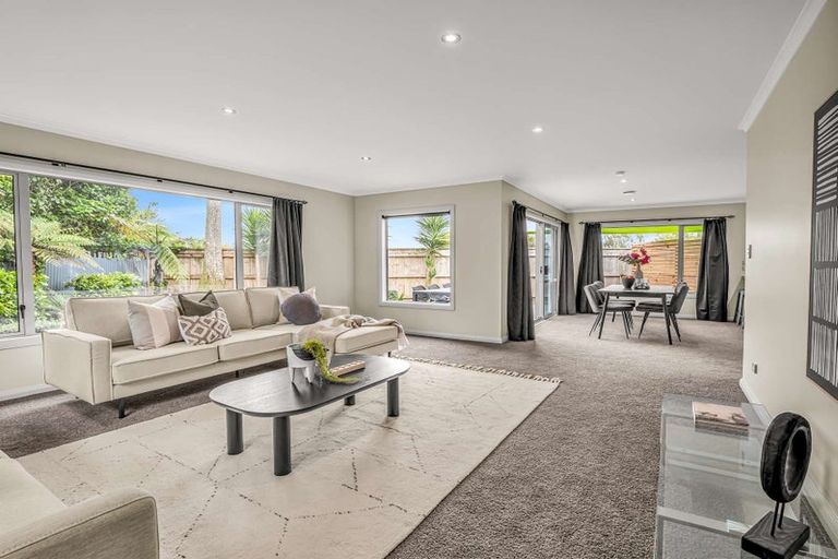 Photo of property in 14a Duna Place, Takaro, Palmerston North, 4412