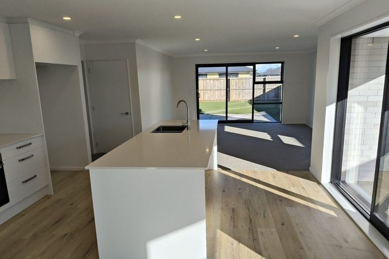 Photo of property in 8 Curtis Street, Woodend, 7610