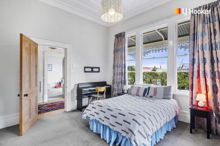 Photo of property in 73 Royal Crescent, Saint Kilda, Dunedin, 9012