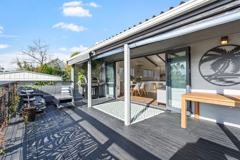 Photo of property in 5b Kauri Road, Stanmore Bay, Whangaparaoa, 0932