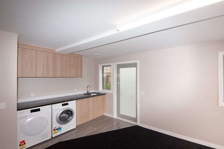 Photo of property in 166 Amesbury Drive, Churton Park, Wellington, 6037