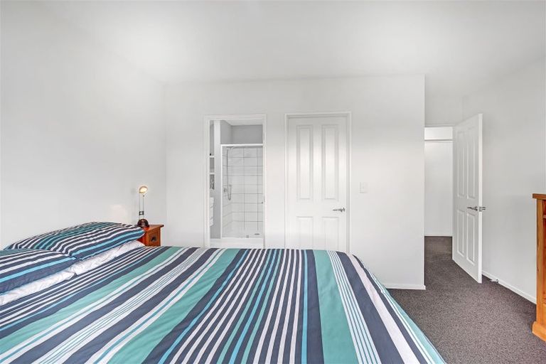 Photo of property in 4 Goldie Place, Rolleston, 7614