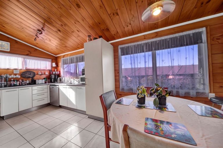 Photo of property in 4c Clive Street, Hawera, 4610