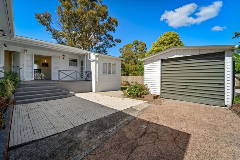 Photo of property in 27 Camelot Place, Glenfield, Auckland, 0629
